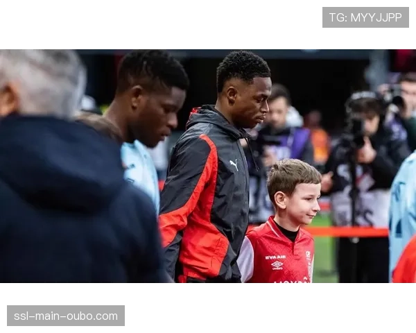 法甲裁判员贝洛在访谈中谈及执法国家德比的心理准备