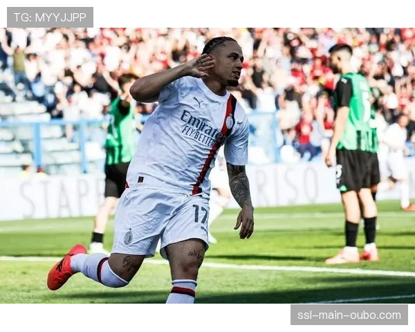 速报：补时阶段，萨索洛凭借任意球世界波绝平尤文图斯