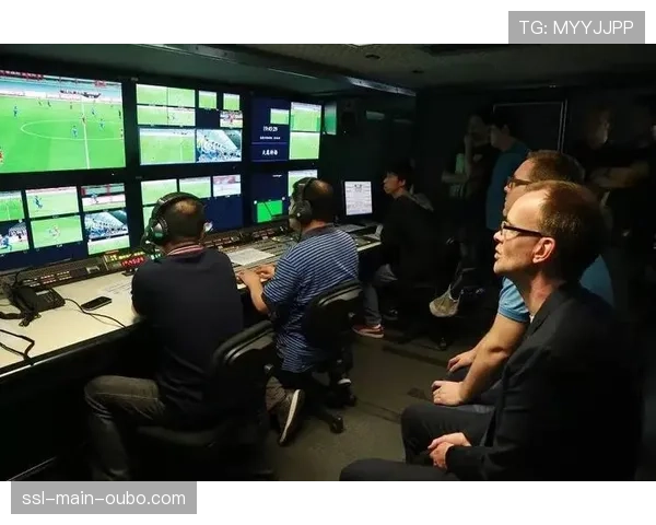 体育转播方测试新功能：直播中实时显示“球队整体压上幅度”热力图